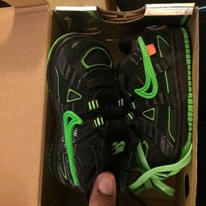 black & green off-white dunk (td)